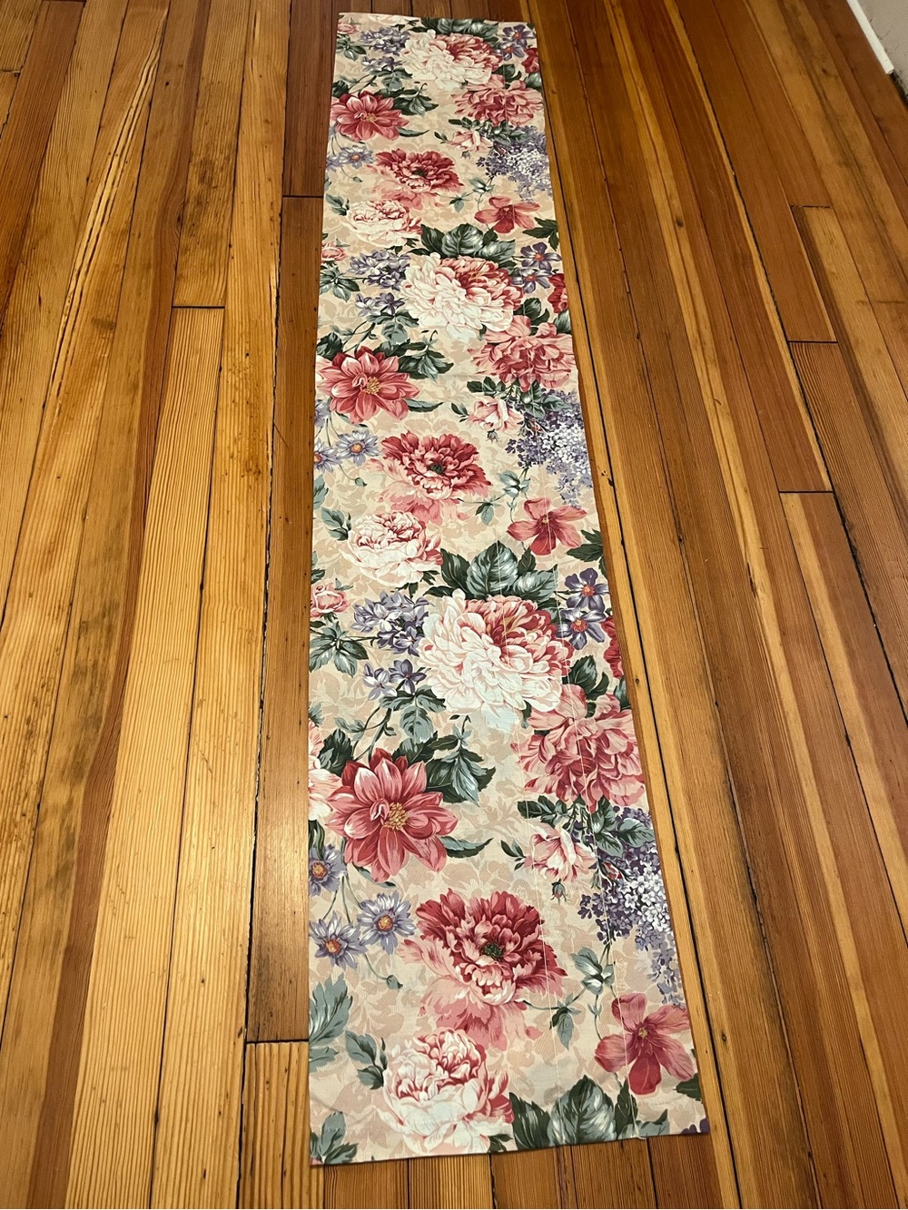 Vintage Floral Valance 80”/ 16” - Picture 3 of 16
